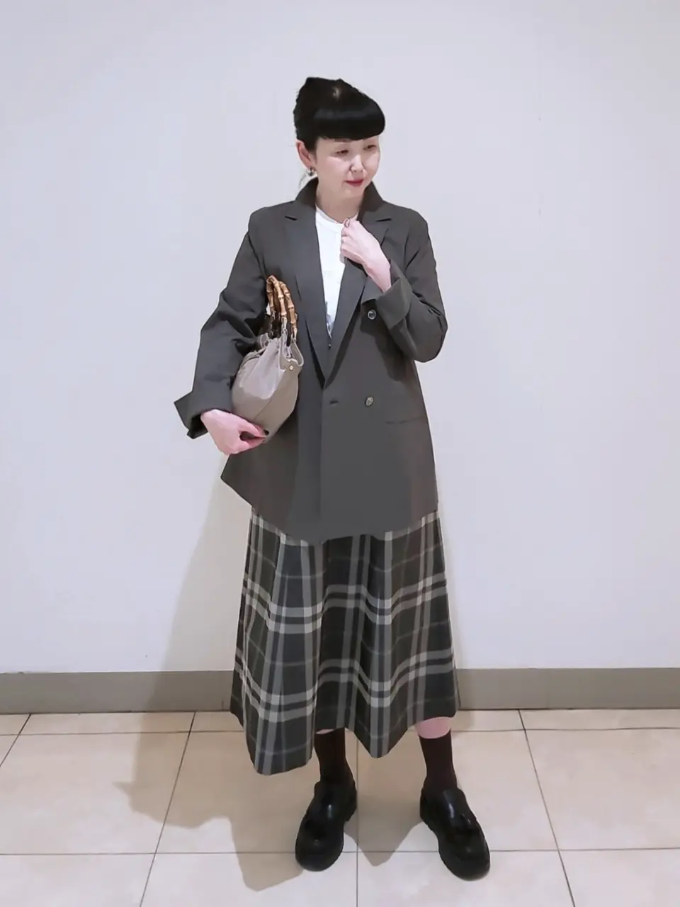 J.PRESS LADIES L スタッフ コーディネート画像