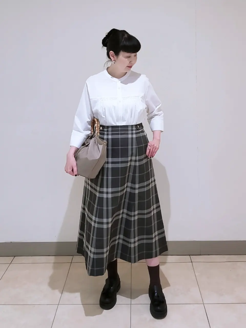 J.PRESS LADIES L スタッフ コーディネート画像