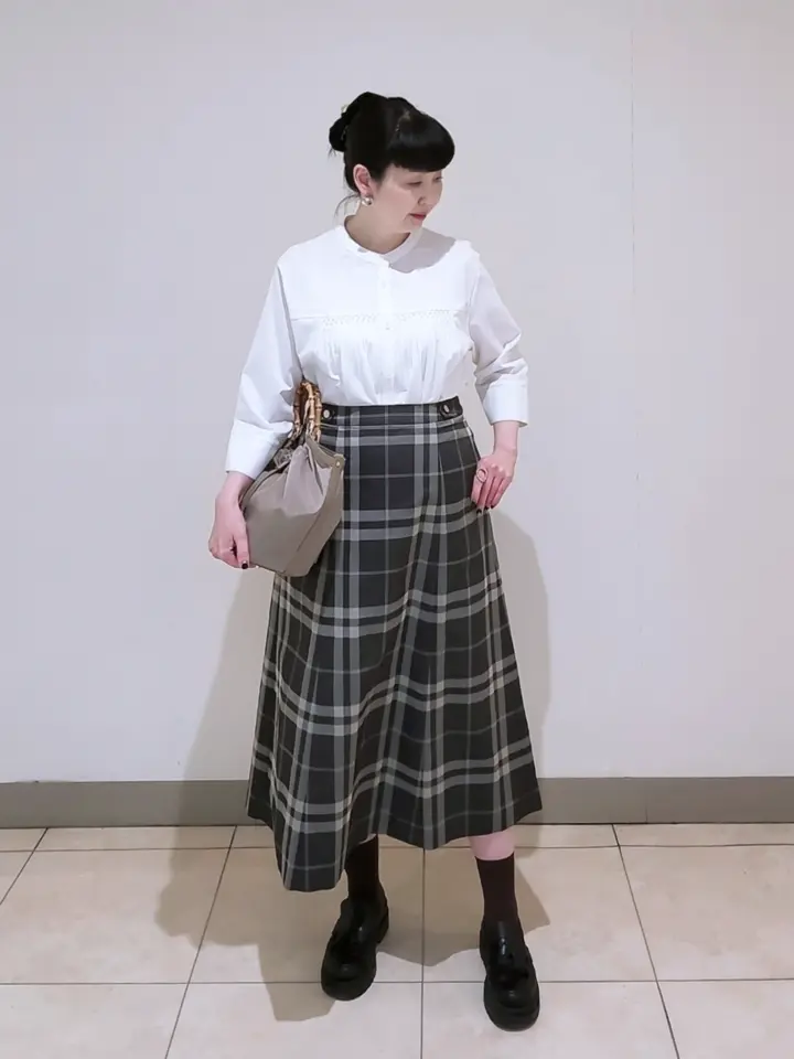 J.PRESS LADIES L スタッフ コーディネート画像