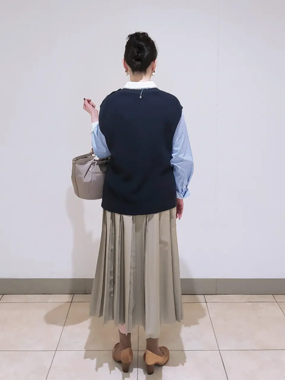 J.PRESS LADIES L スタッフ コーディネート画像