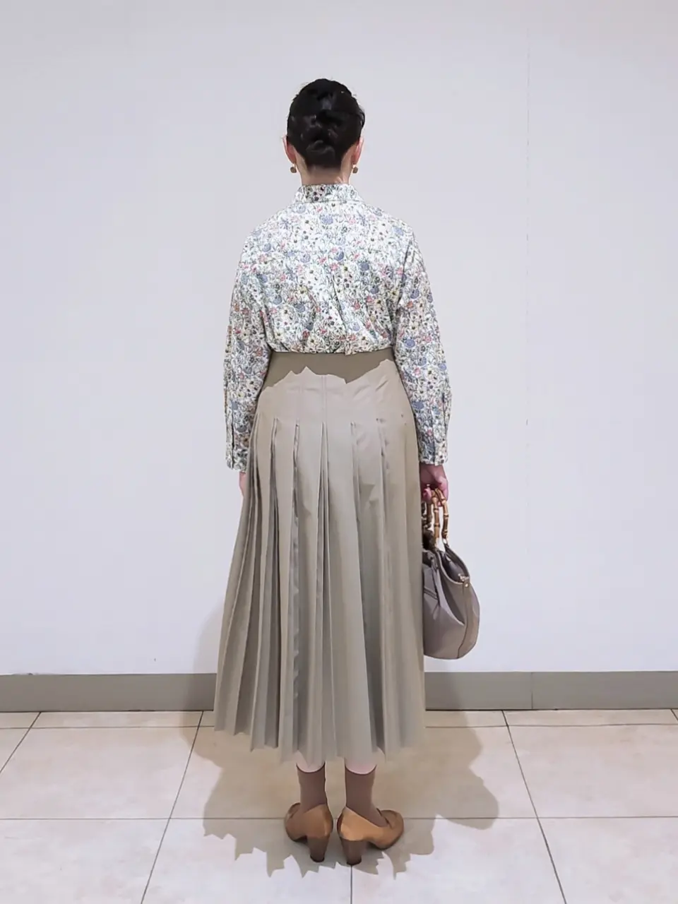 J.PRESS LADIES L スタッフ コーディネート画像