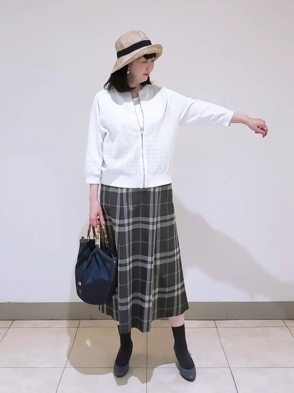 J.PRESS LADIES L スタッフ コーディネート画像