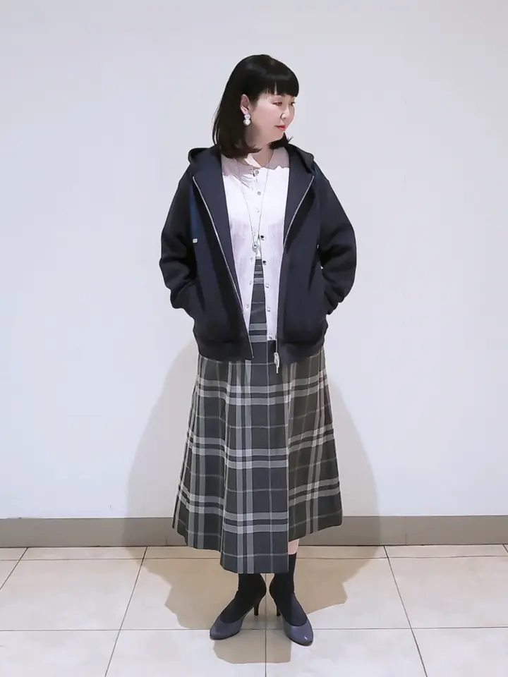 J.PRESS LADIES L スタッフ コーディネート画像