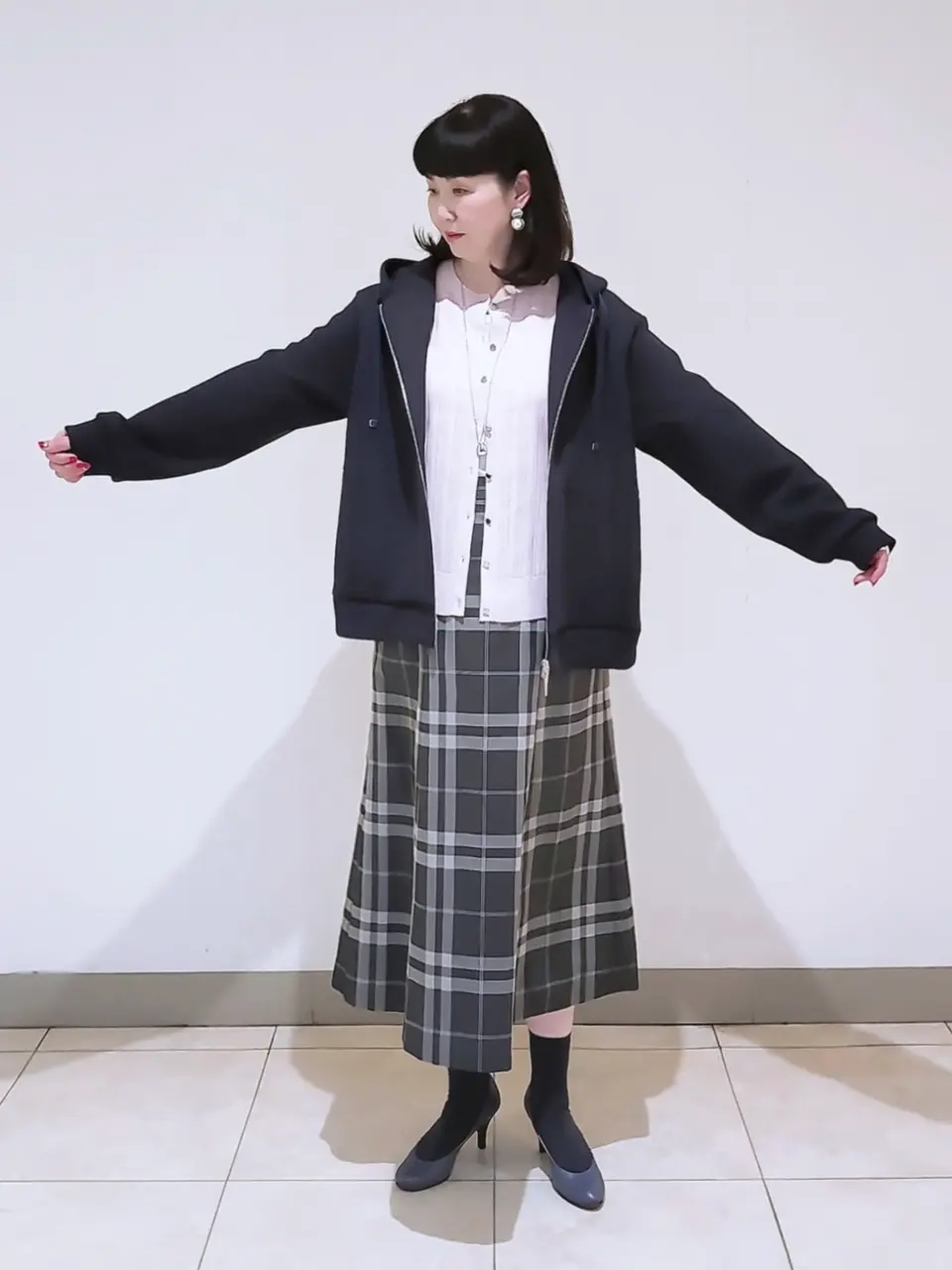 J.PRESS LADIES L スタッフ コーディネート画像