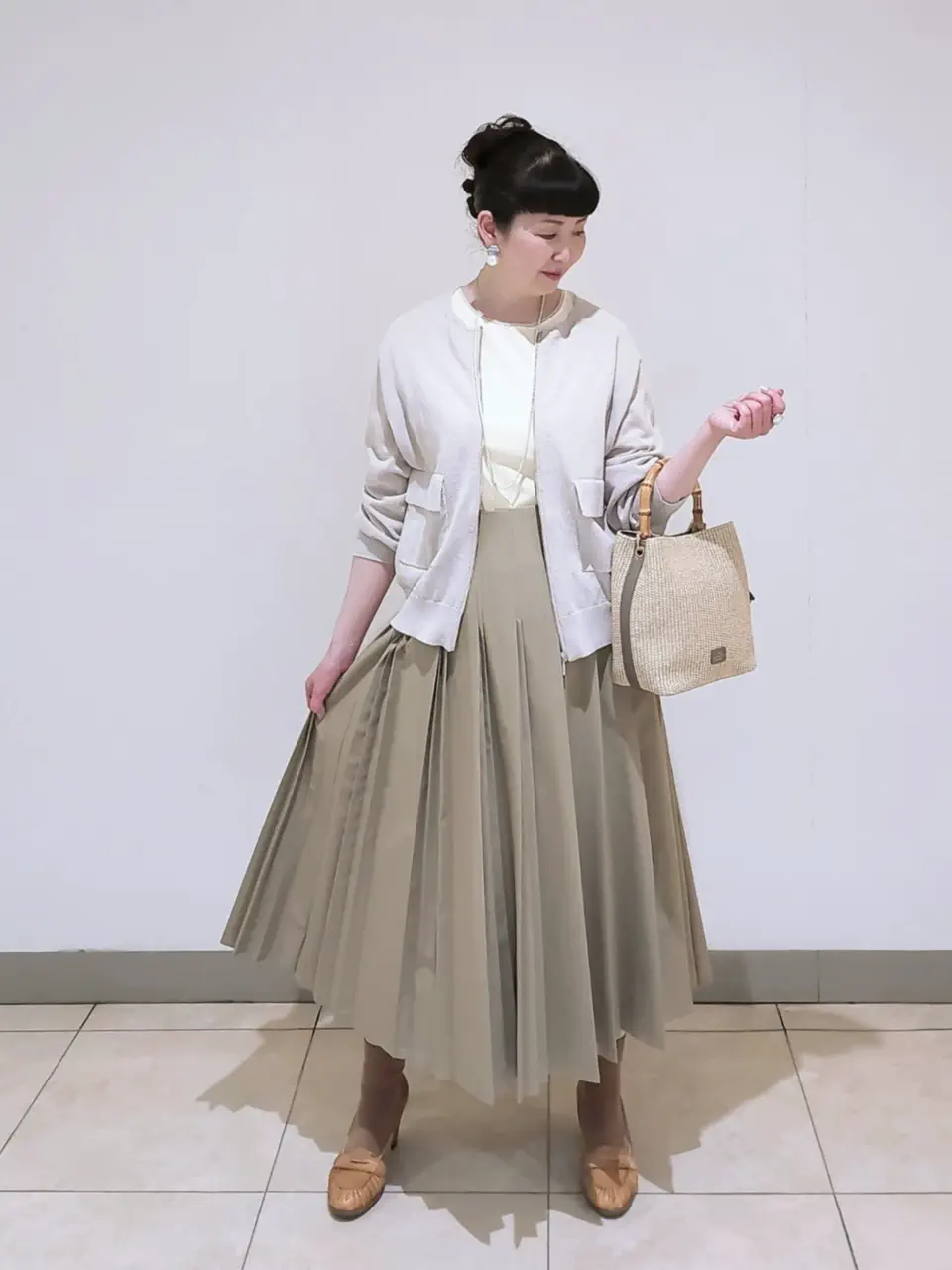 J.PRESS LADIES L スタッフ コーディネート画像