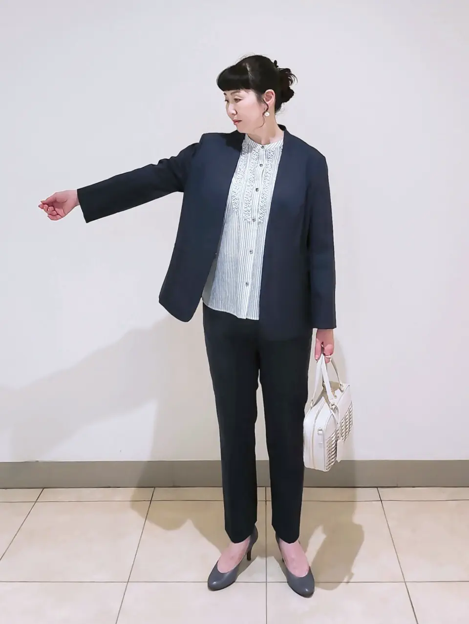 J.PRESS LADIES L スタッフ コーディネート画像