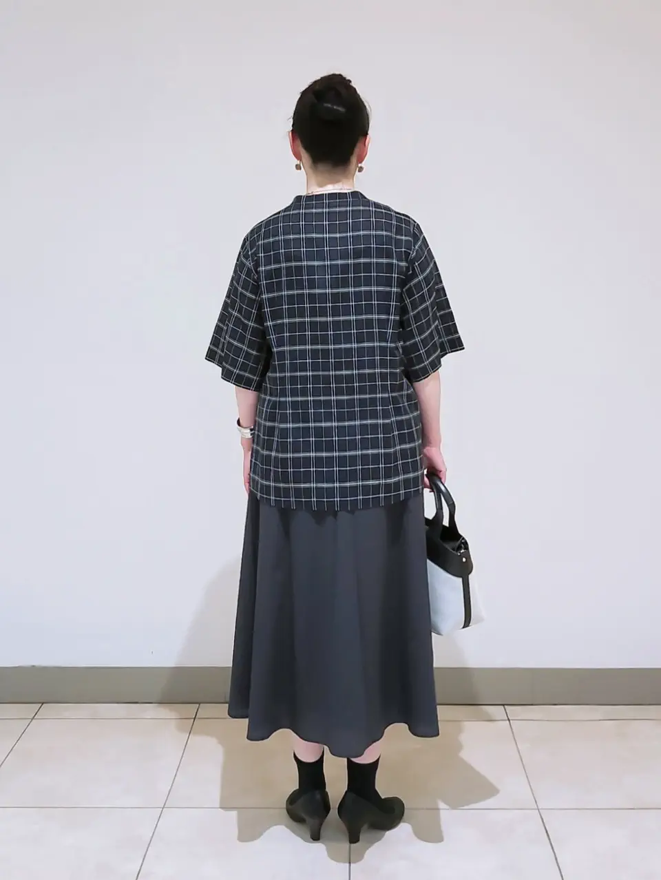 J.PRESS LADIES L スタッフ コーディネート画像