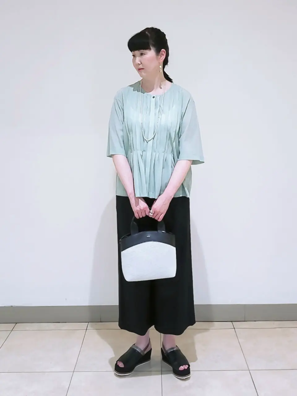 J.PRESS LADIES L スタッフ コーディネート画像