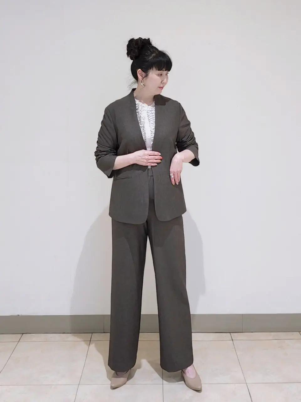 J.PRESS LADIES L スタッフ コーディネート画像