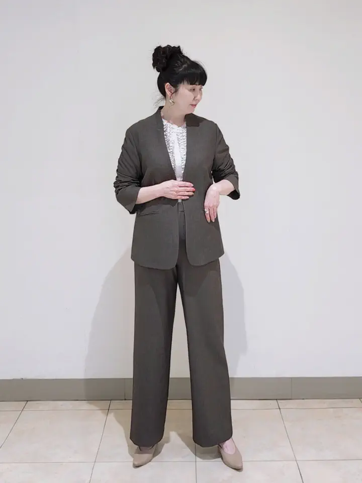 J.PRESS LADIES L スタッフ コーディネート画像