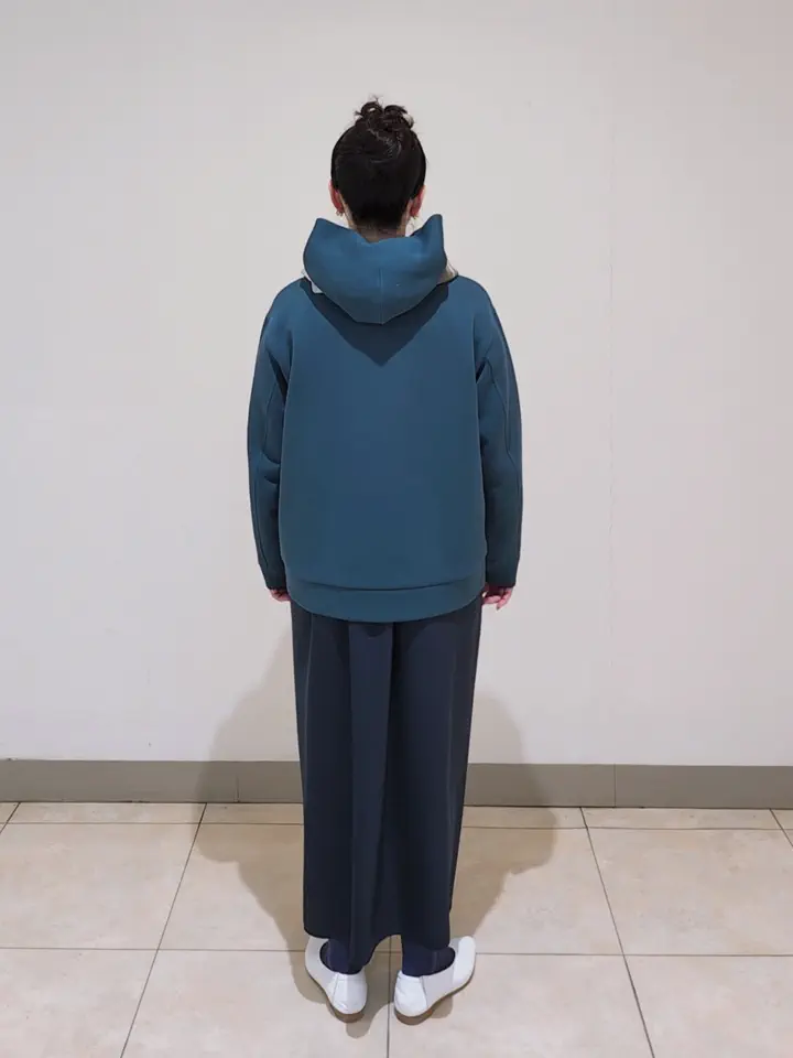 J.PRESS LADIES L スタッフ コーディネート画像