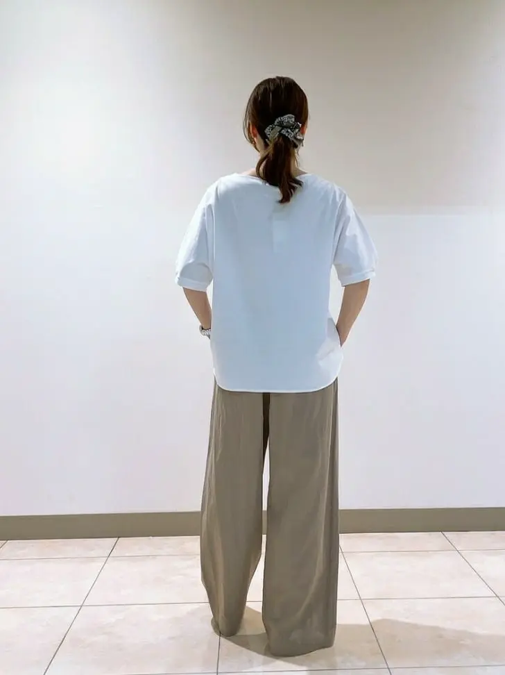 J.PRESS LADIES L スタッフ コーディネート画像