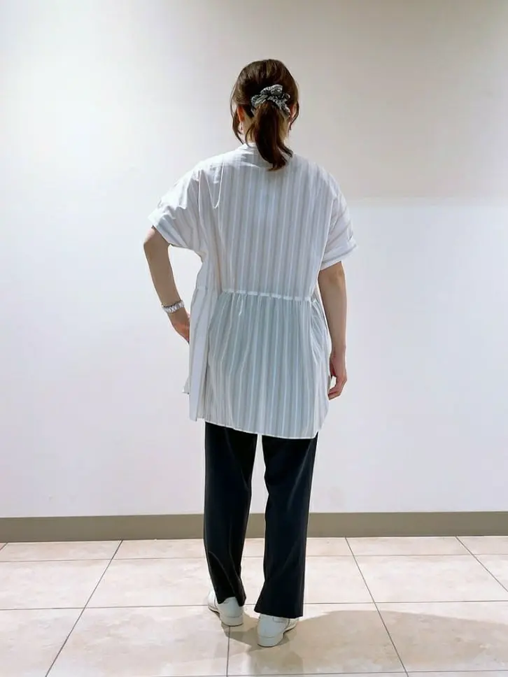 J.PRESS LADIES L スタッフ コーディネート画像