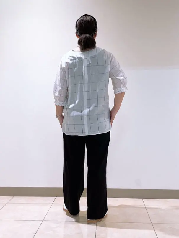 J.PRESS LADIES L スタッフ コーディネート画像