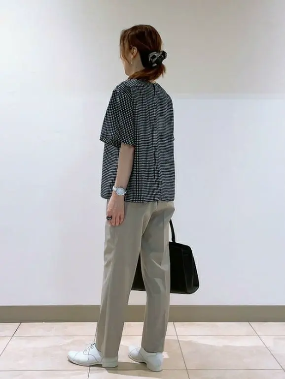 J.PRESS LADIES L スタッフ コーディネート画像