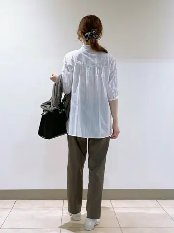 J.PRESS LADIES L スタッフ コーディネート画像