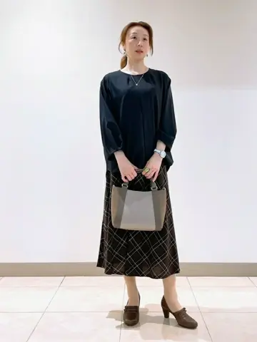 J.PRESS LADIES L スタッフ コーディネート画像