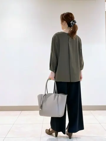 J.PRESS LADIES L スタッフ コーディネート画像