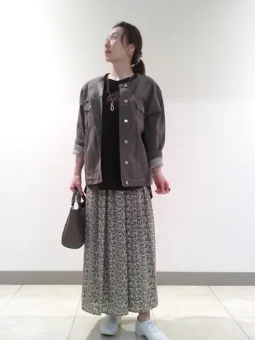 J.PRESS LADIES L スタッフ コーディネート画像