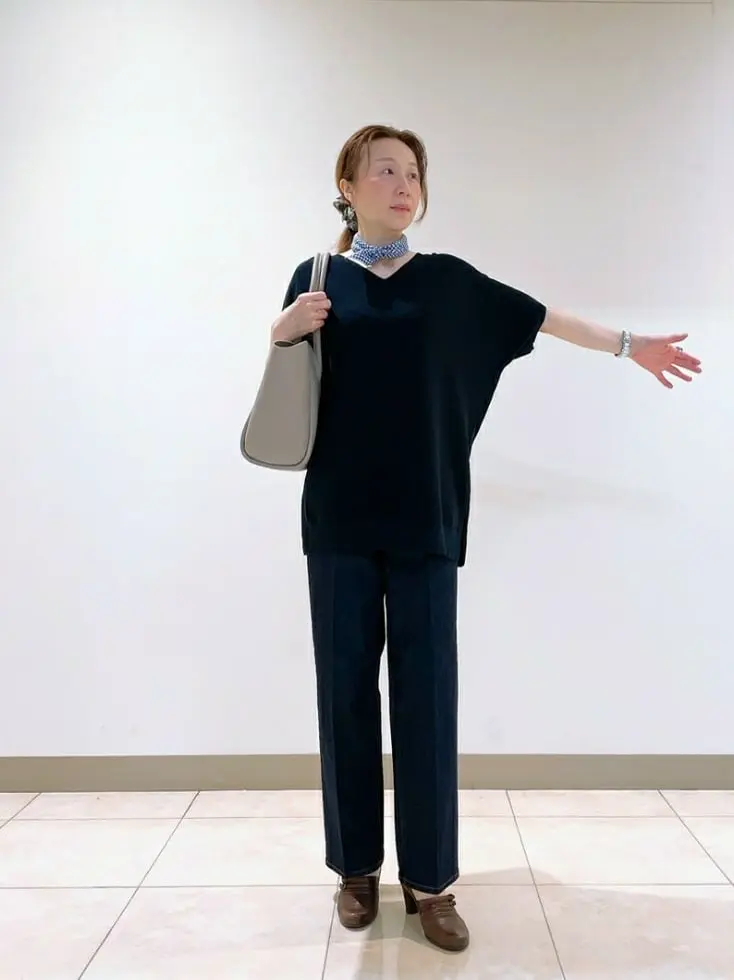 J.PRESS LADIES L スタッフ コーディネート画像