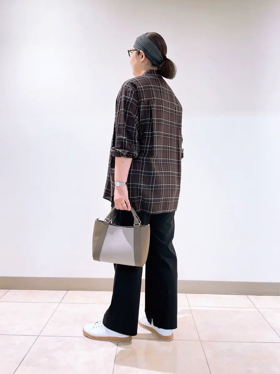 J.PRESS LADIES L スタッフ コーディネート画像