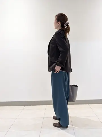 J.PRESS LADIES L スタッフ コーディネート画像