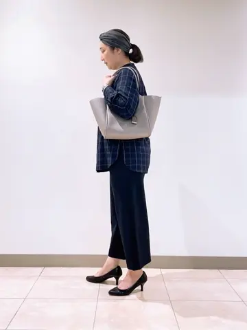 J.PRESS LADIES L スタッフ コーディネート画像