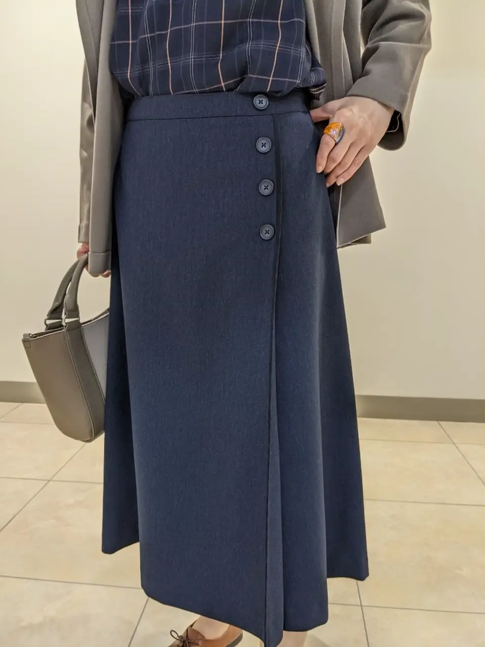 J.PRESS LADIES L スタッフ コーディネート画像