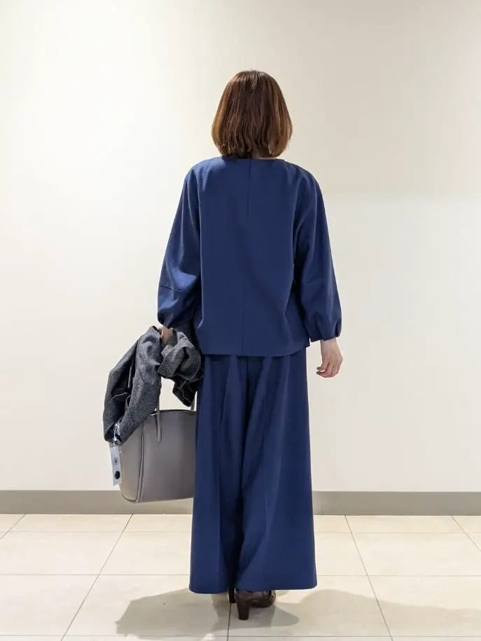 J.PRESS LADIES L スタッフ コーディネート画像