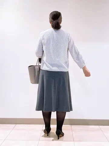 J.PRESS LADIES L スタッフ コーディネート画像