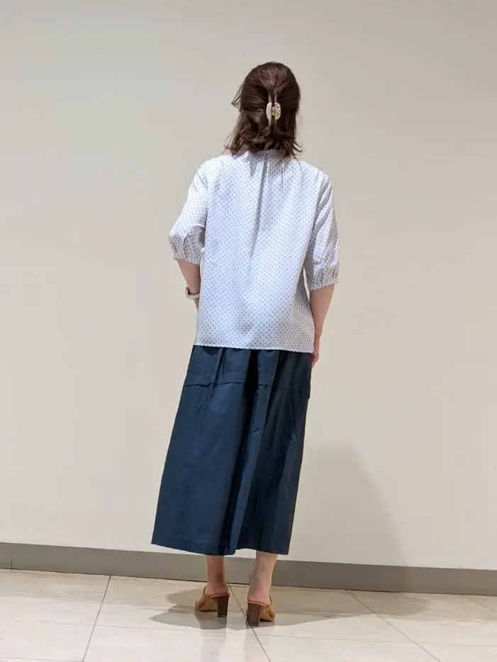 J.PRESS LADIES L スタッフ コーディネート画像