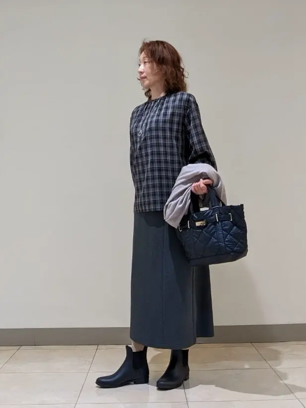 J.PRESS LADIES L スタッフ コーディネート画像