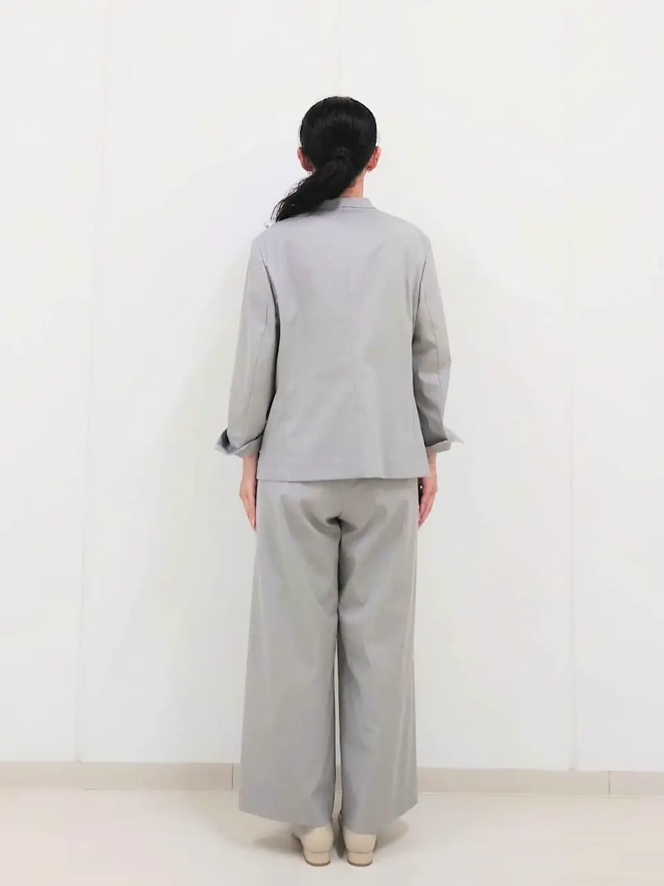 J.PRESS LADIES L スタッフ コーディネート画像