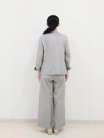 J.PRESS LADIES L スタッフ コーディネート画像