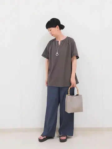 J.PRESS LADIES L スタッフ コーディネート画像