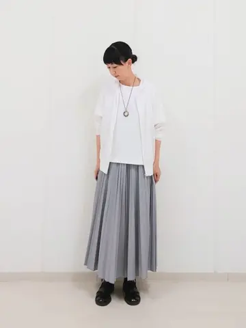 J.PRESS LADIES L スタッフ コーディネート画像
