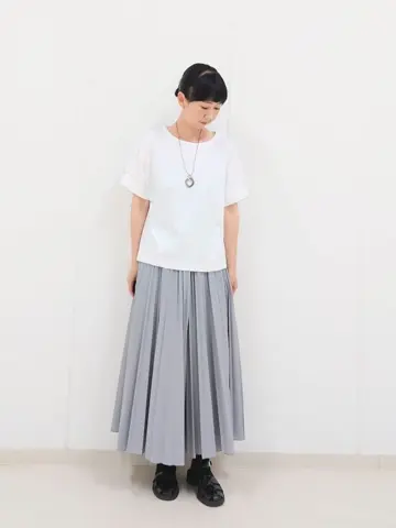 J.PRESS LADIES L スタッフ コーディネート画像