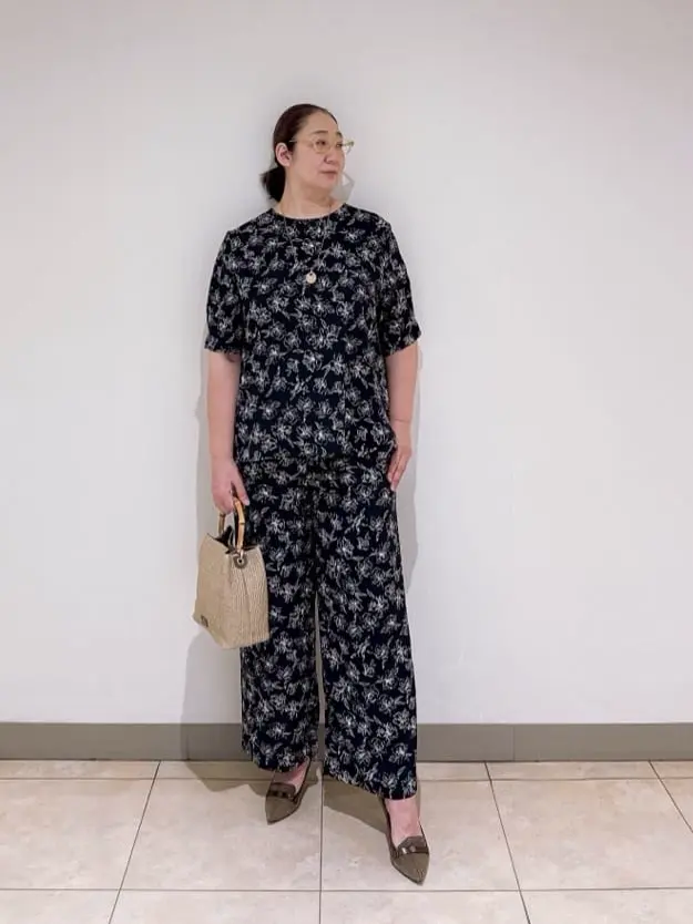 J.PRESS LADIES L スタッフ コーディネート画像