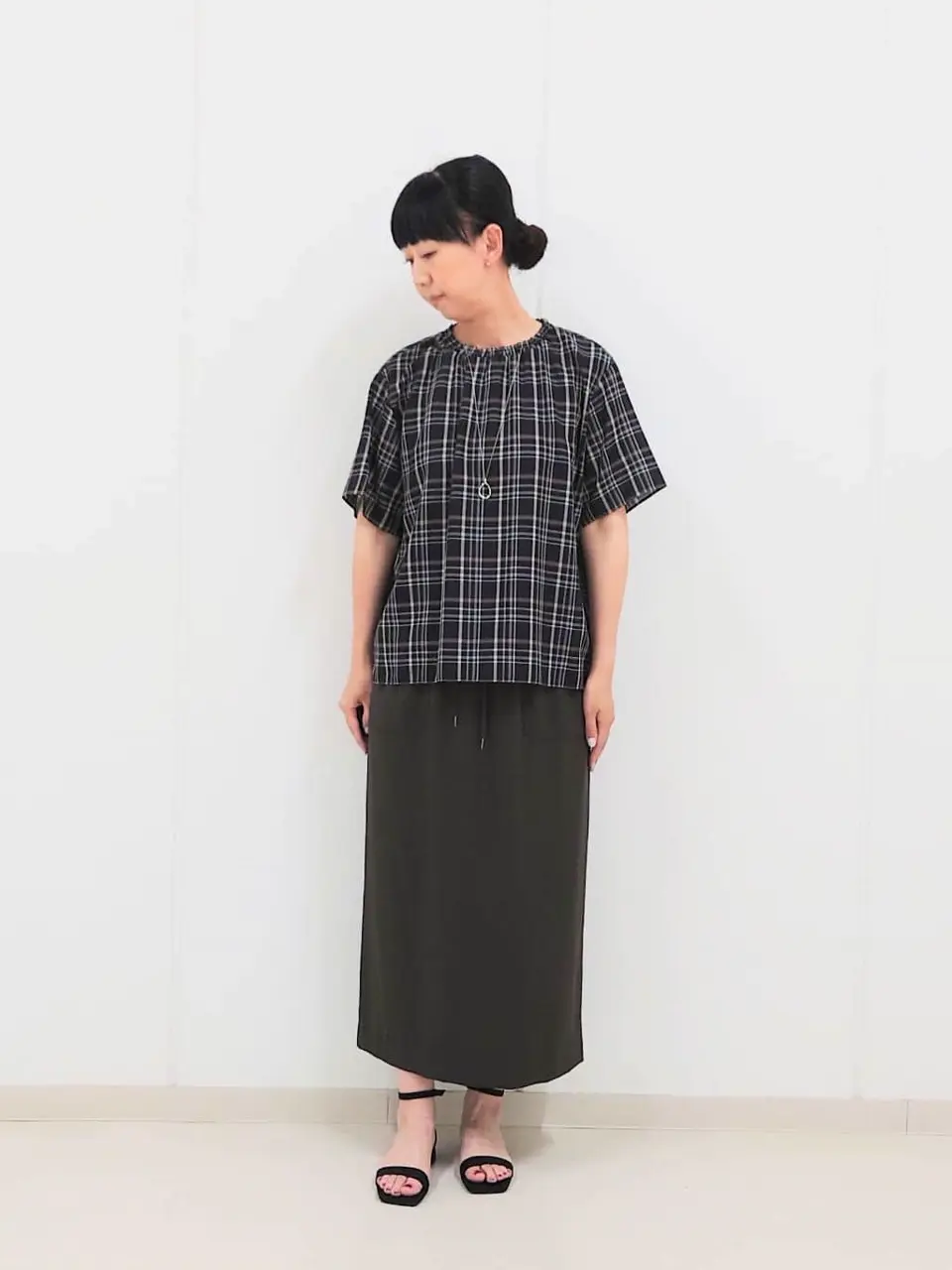 J.PRESS LADIES L スタッフ コーディネート画像