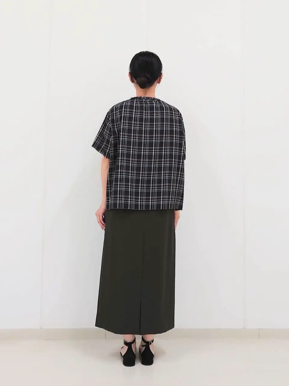 J.PRESS LADIES L スタッフ コーディネート画像