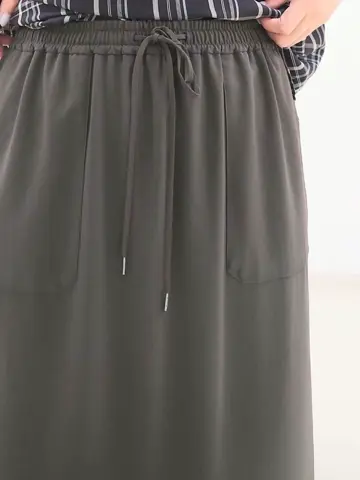 J.PRESS LADIES L スタッフ コーディネート画像