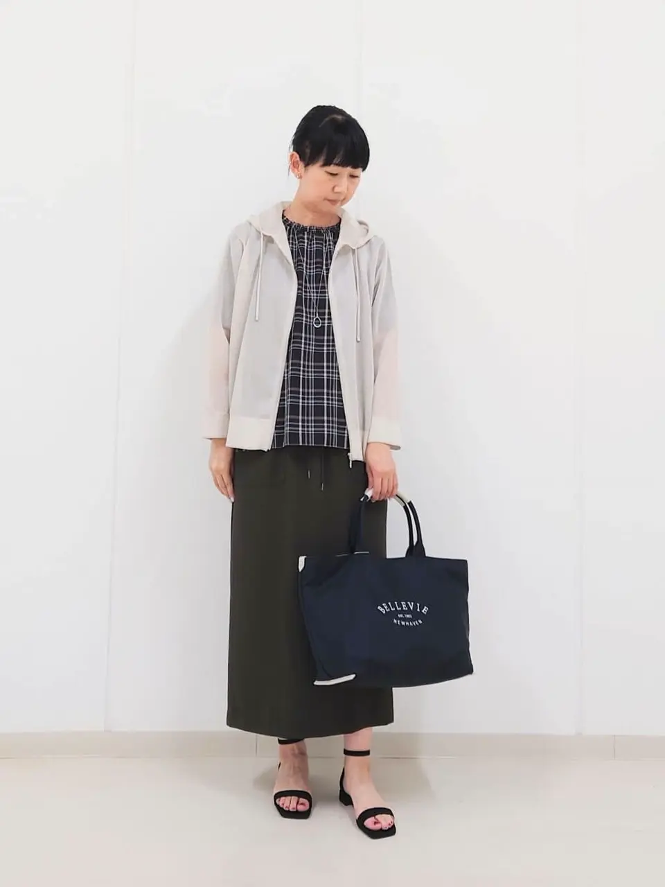 J.PRESS LADIES L スタッフ コーディネート画像