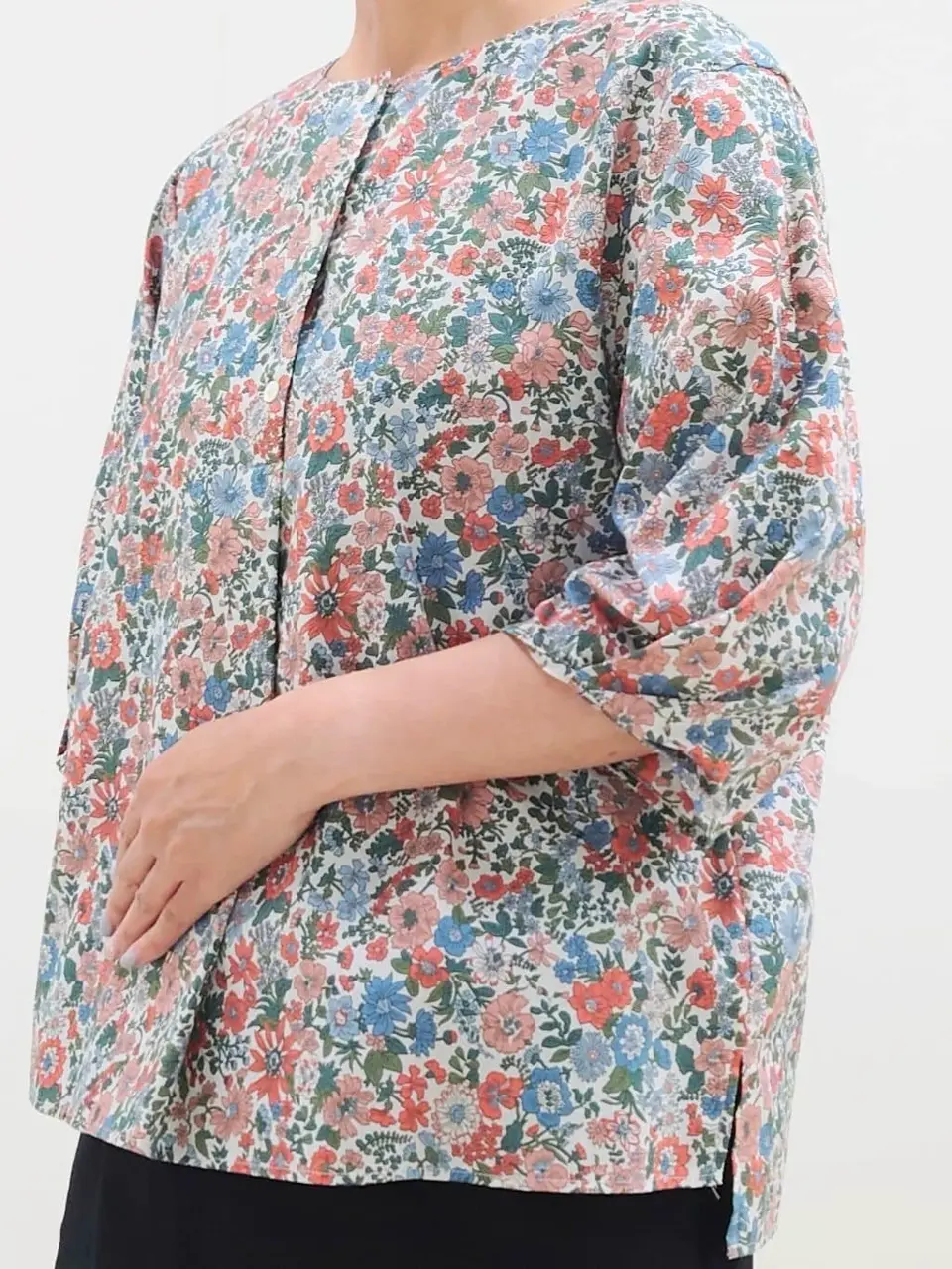 J.PRESS LADIES L スタッフ コーディネート画像