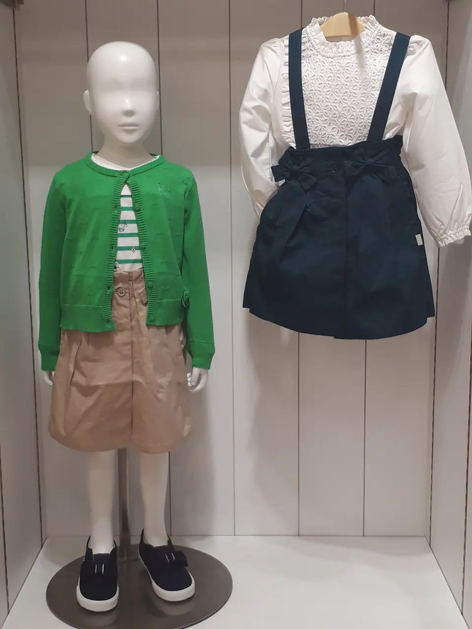 組曲 KIDS 阿部 コーディネート画像