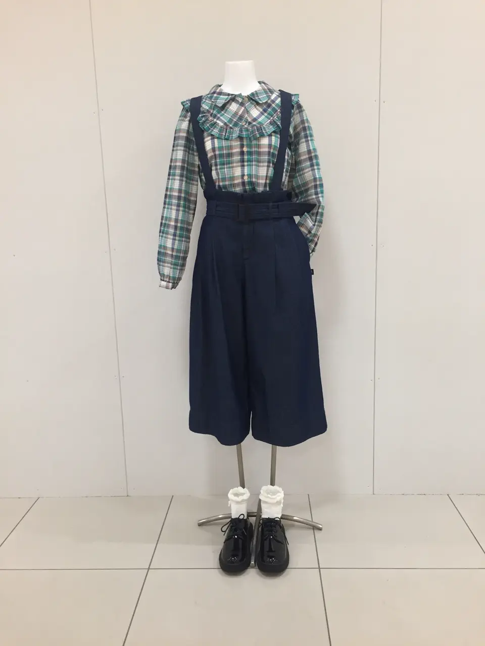  SAKAI コーディネート画像