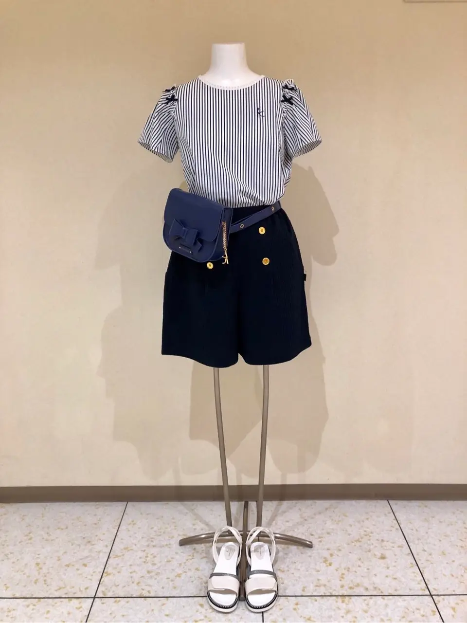  SAKAI コーディネート画像