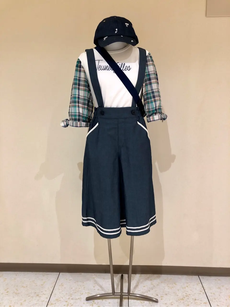  SAKAI コーディネート画像