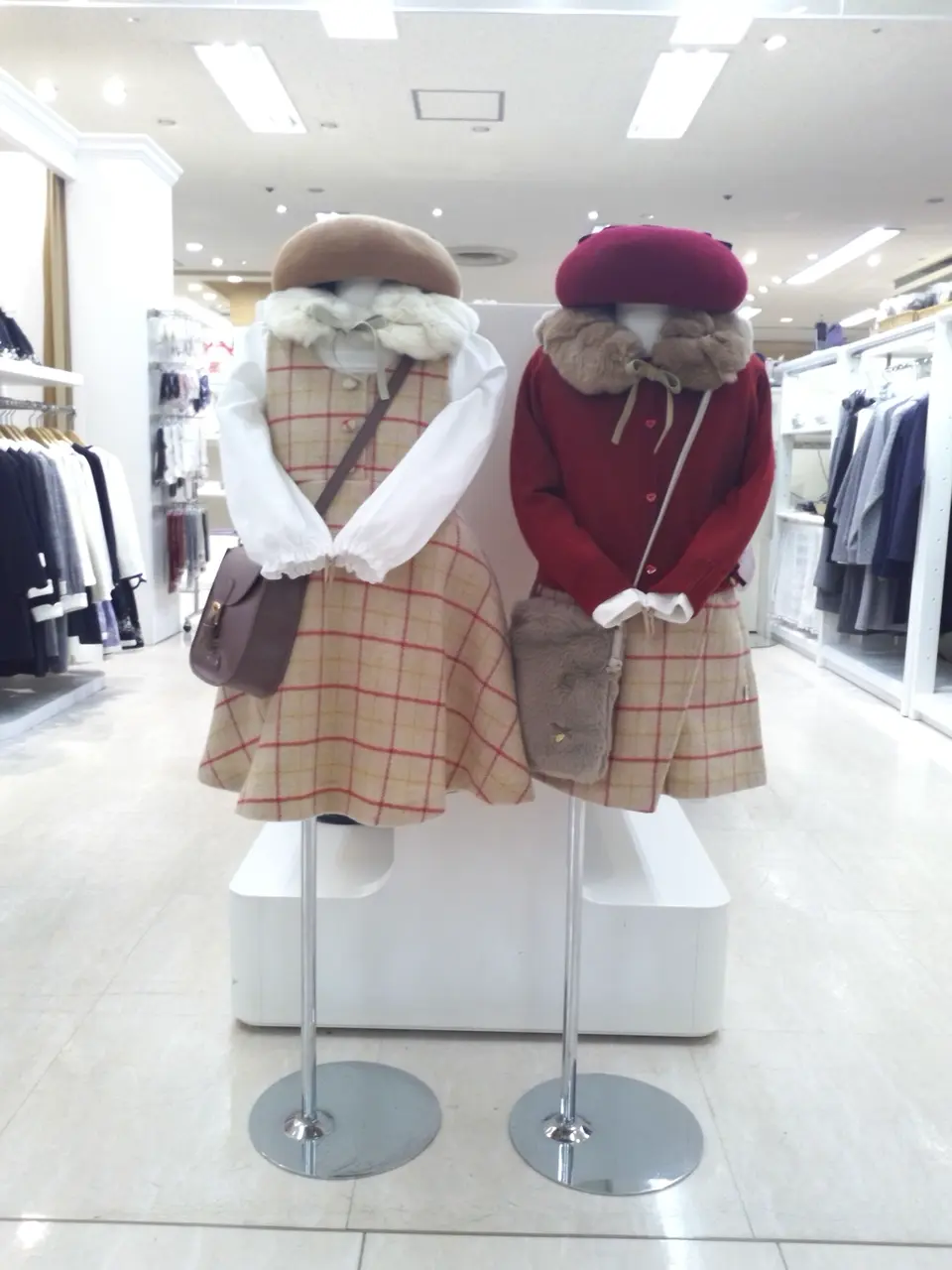  スタッフ コーディネート画像