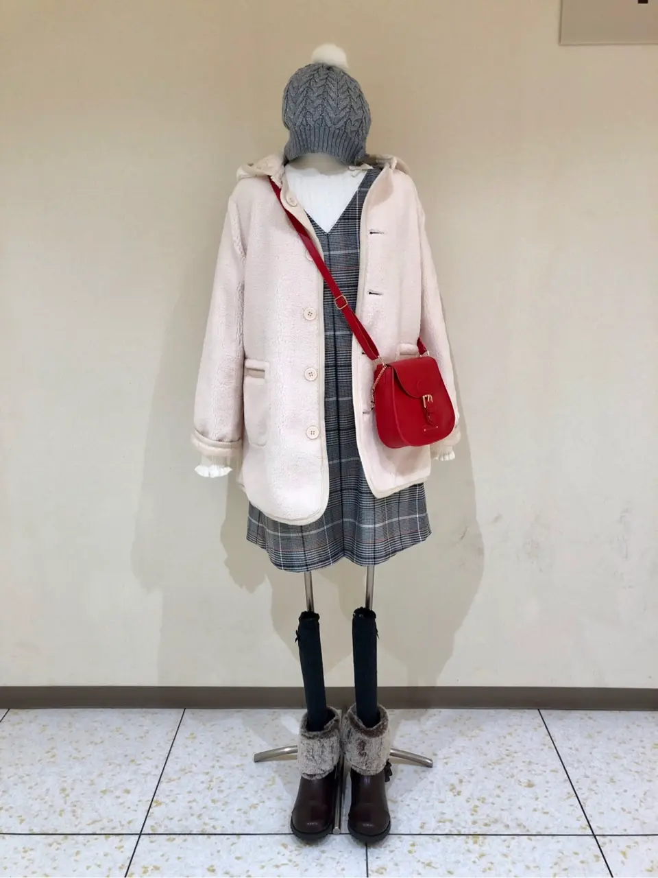  SAKAI コーディネート画像