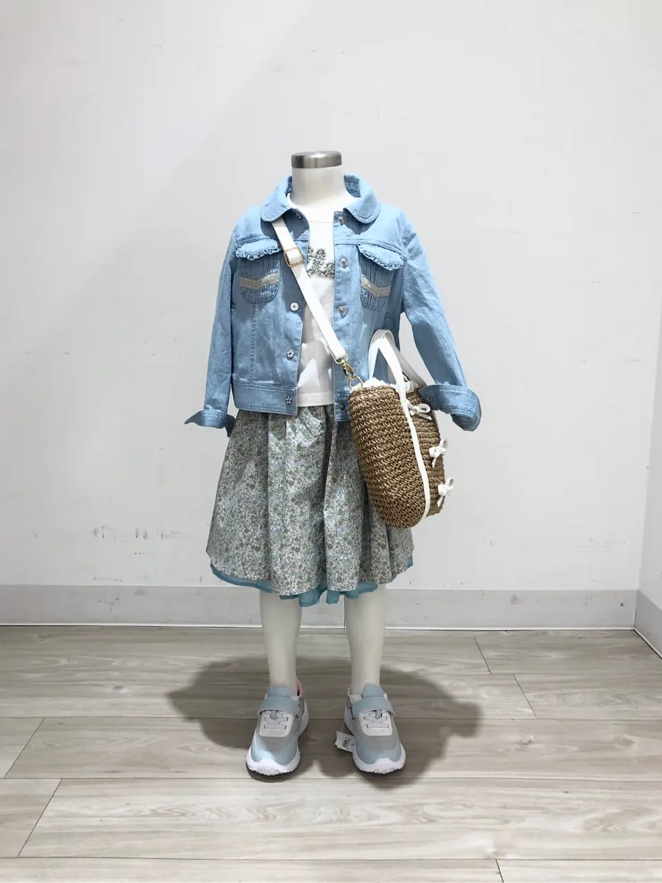  yama コーディネート画像